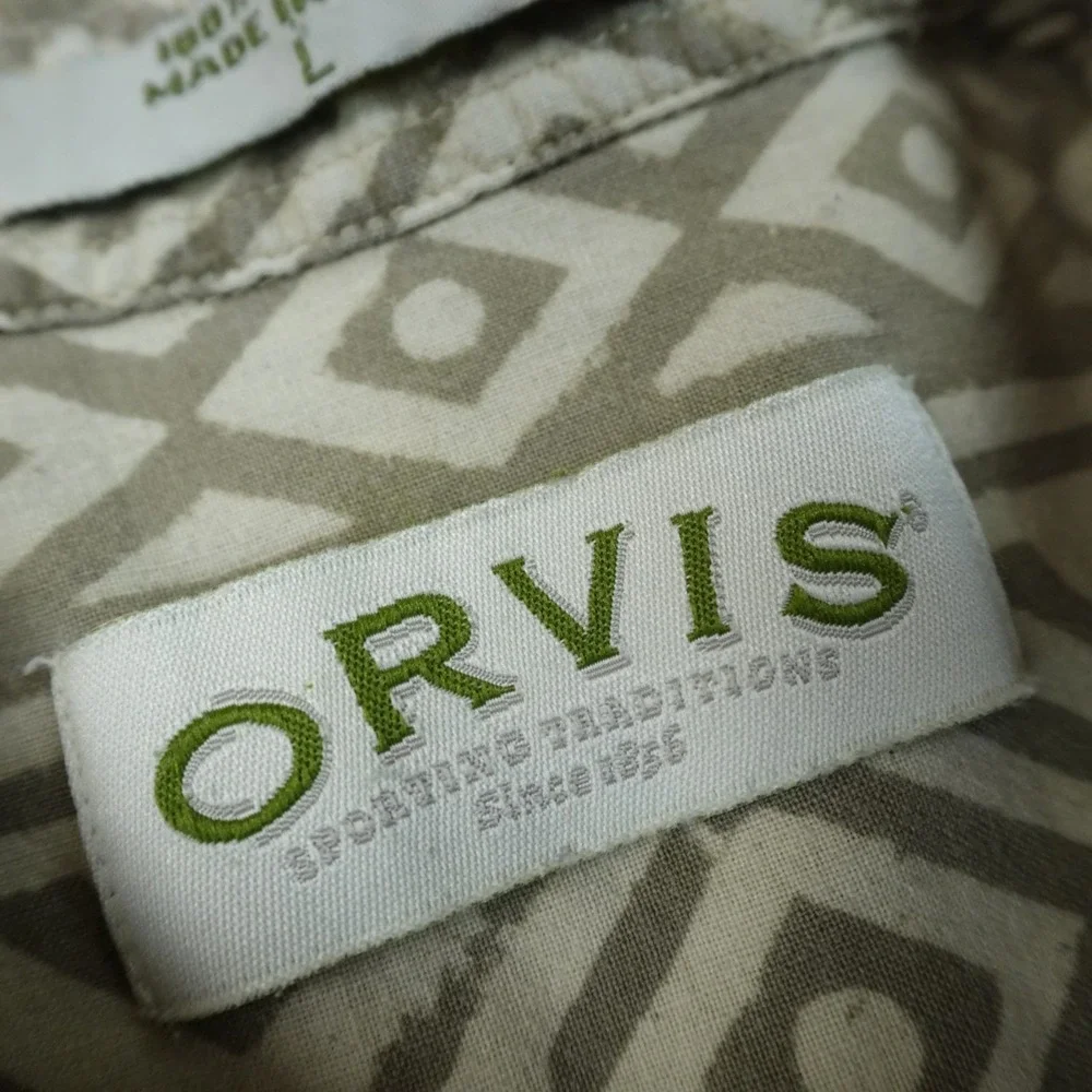 Orvis Shirt Mens L Tan Beige Geometric Diamond Tiki Print Short Sleeve Button Up
